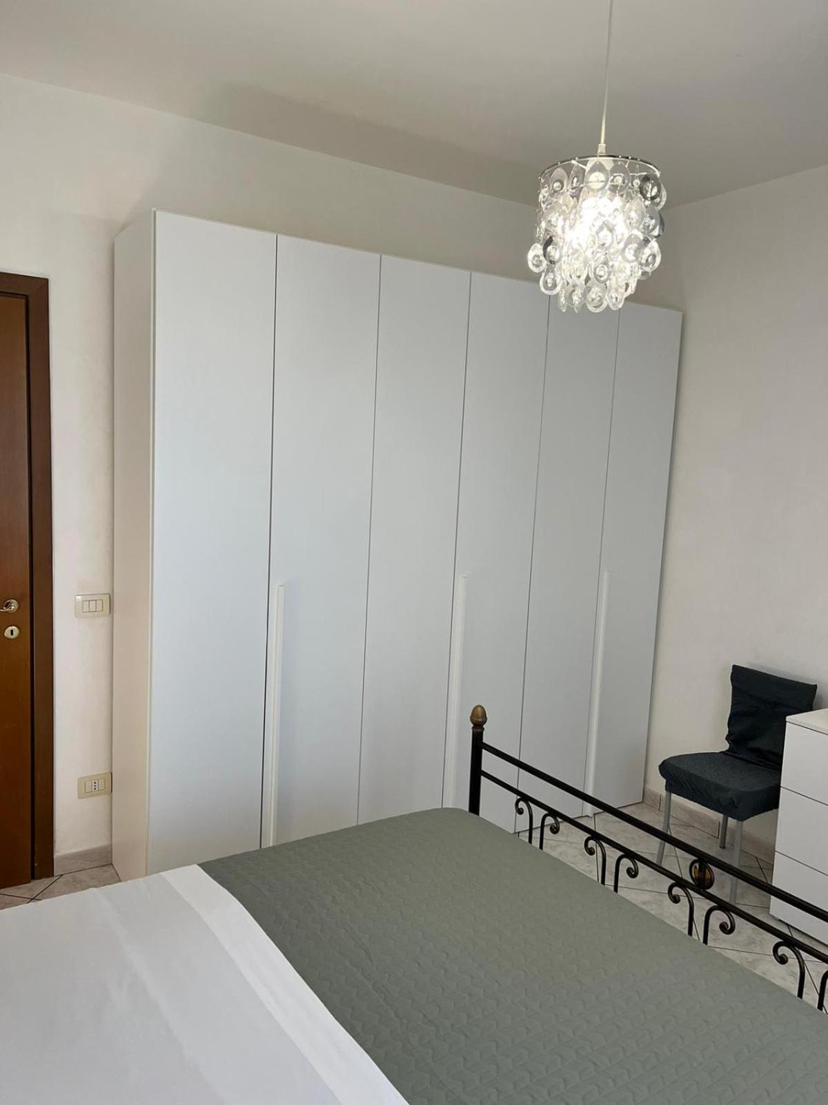 Lizzies Hus Apartment Fiumicino Bagian luar foto